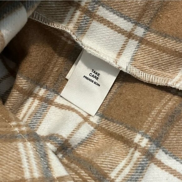 Avec Les Filles Plaid Shacket Flannel • Medium - Picture 5 of 8